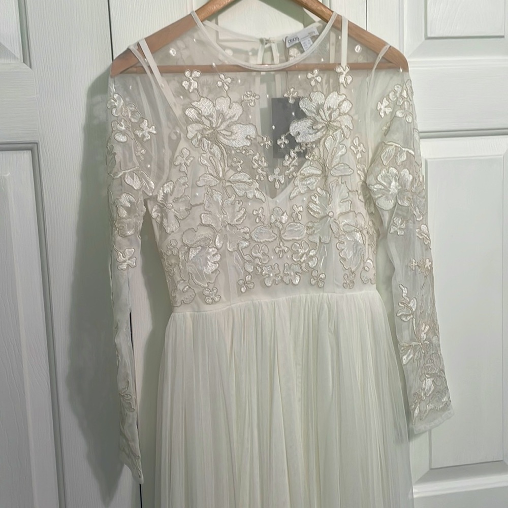 ASOS Bridal Embroidered Bodice Maxi Dress Size 4